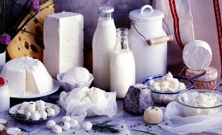 Milk and fermented milk products